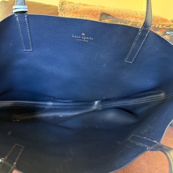 Kate Spade Lakeland Drive Marina Reversible Tote - Picture 2 of 2